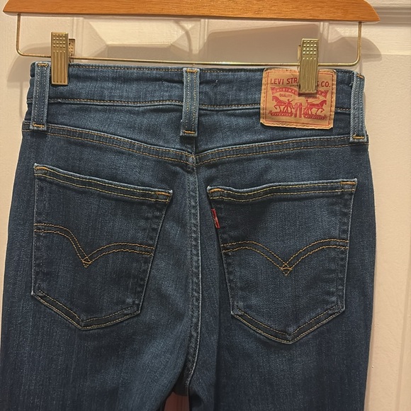 Levis Womens 726 Flare Jeans 26 - Picture 3 of 7